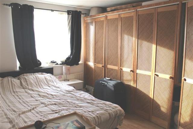  Image of 1 bedroom Apartment for sale in Enterprize Way London SE8 at Deptford, SE8 3PY