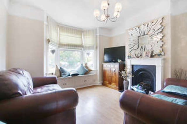  Image of 2 bedroom Detached house for sale in Elm Road Kingston upon Thames KT2 at Surrey  Kingston upon Thames, KT2 6HP