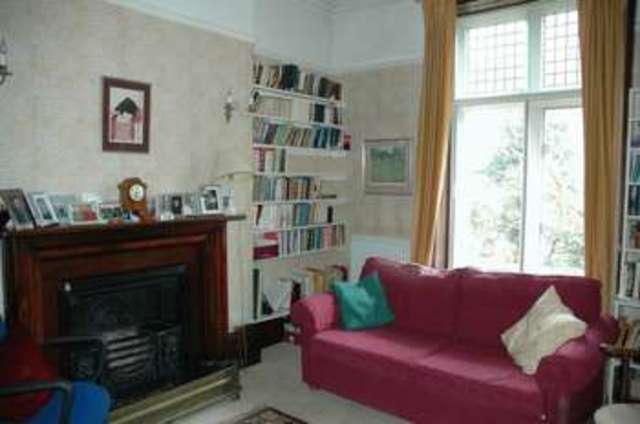  Image of 2 bedroom Flat for sale in Elmdale Road Tyndalls Park Bristol BS8 at 15 Elmdale Road Tyndalls Park Bristol, BS8 1SF