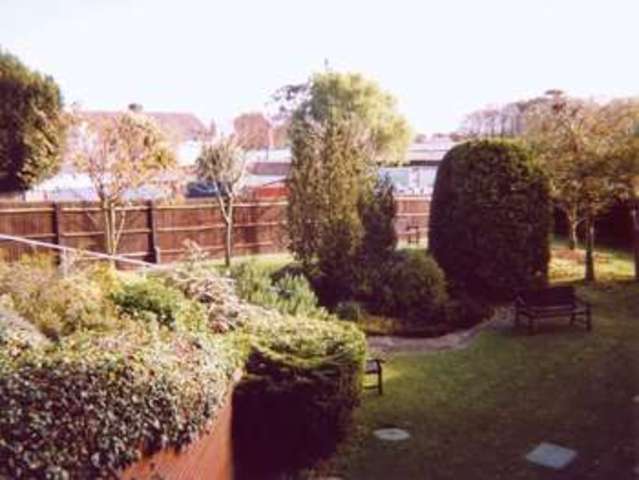  Image of 2 bedroom Retirement Property for sale in Main Road Dovercourt Harwich CO12 at 473 Main Road  Dovercourt, CO12 4JP