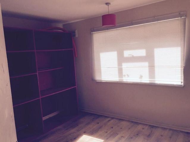  Image of 2 bedroom Flat to rent in Holmwood Road Enfield EN3 at Enfield, EN3 6QL