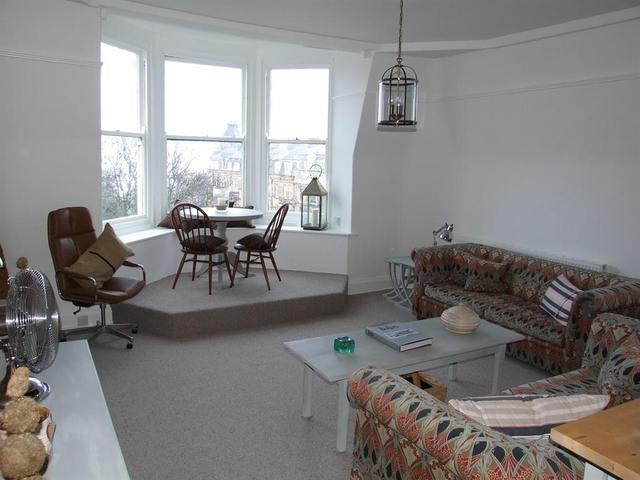  Image of 2 bedroom Apartment for sale in Esplanade Gardens Scarborough YO11 at Scarborough North Yorkshire Scarborough, YO11 2AW