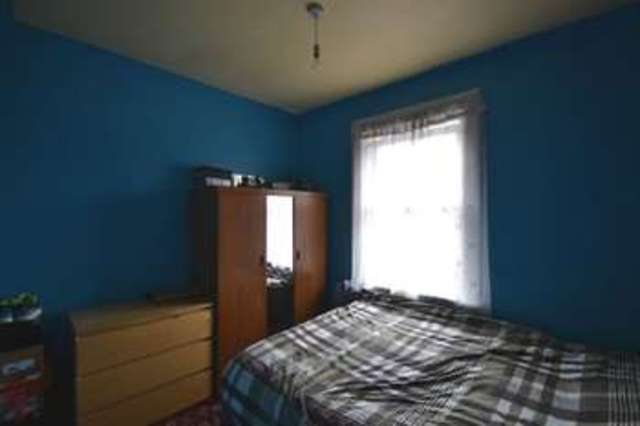  Image of 5 bedroom Terraced house for sale in Essex Road London E10 at London, E10 6BT