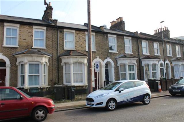  Image of 1 bedroom Apartment to rent in Etta Street London SE8 at Deptford, SE8 5NR