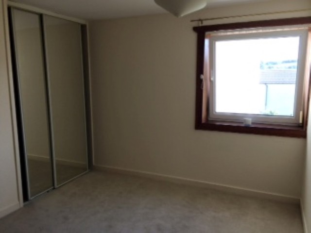  Image of 2 bedroom Flat to rent in Ettrick Court Falkirk FK1 at Hallglen Falkirk Falkirk, FK1 2QS