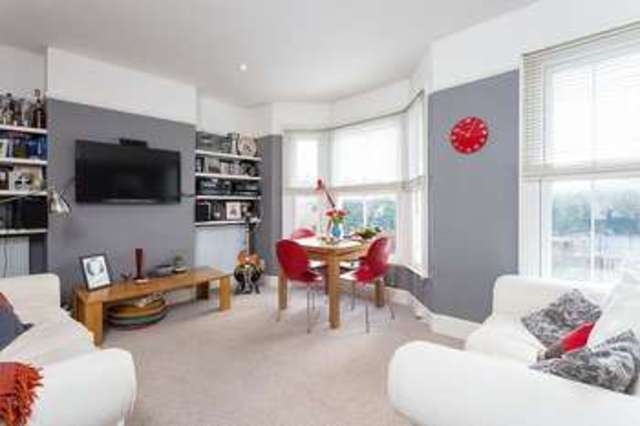  Image of 2 bedroom Flat for sale in Eversleigh Road London SW11 at Battersea, SW11 5XS