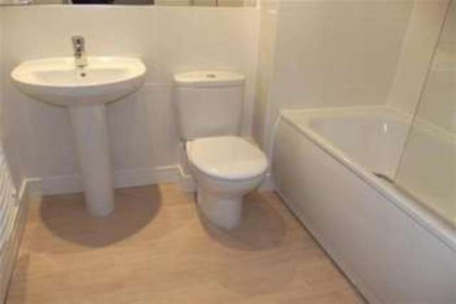  Image of 1 bedroom Flat to rent in Verney Street Exeter EX1 at Exeter, EX1 2FE