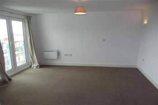  Image of 1 bedroom Flat to rent in Verney Street Exeter EX1 at Exeter, EX1 2FE