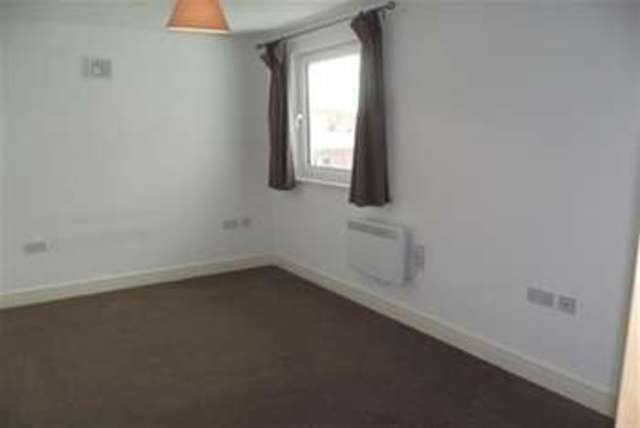 Image of 1 bedroom Flat to rent in Verney Street Exeter EX1 at Exeter, EX1 2FE