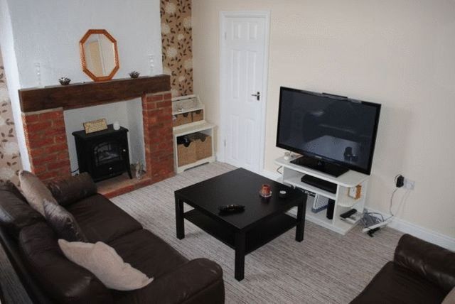  Image of 3 bedroom Terraced house for sale in Fairfax Road Grimsby DN34 at Fairfax Road  Grimsby, DN34 4AP