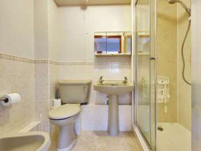  Image of 1 bedroom Retirement Property for sale in Sackville Court Fairfield Road East Grinstead RH19 at Fairfield Road  East Grinstead, RH19 4HQ