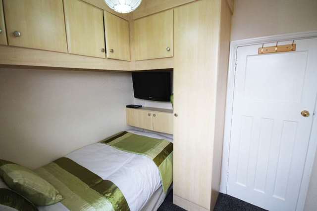  Image of 4 bedroom Mews for sale in Fairhaven Avenue Westhoughton Bolton BL5 at Fairhaven Avenue Westhoughton Bolton, BL5 3HE