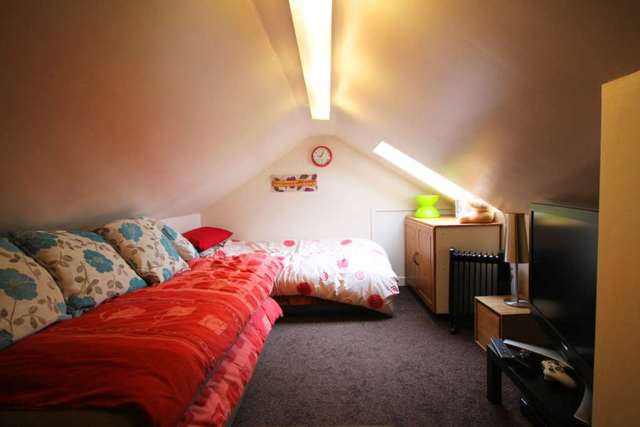  Image of 4 bedroom Mews for sale in Fairhaven Avenue Westhoughton Bolton BL5 at Fairhaven Avenue Westhoughton Bolton, BL5 3HE