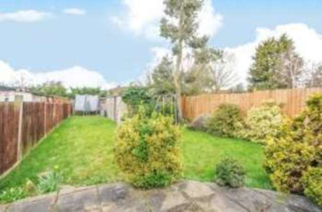  Image of 5 bedroom End of Terrace for sale in Faringdon Avenue Bromley BR2 at Bromley  Bromley Common, BR2 8BS