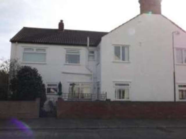  Image of 1 bedroom Flat for sale in Orford Road Felixstowe IP11 at Felixstowe Suffolk Felixstowe, IP11 2DY