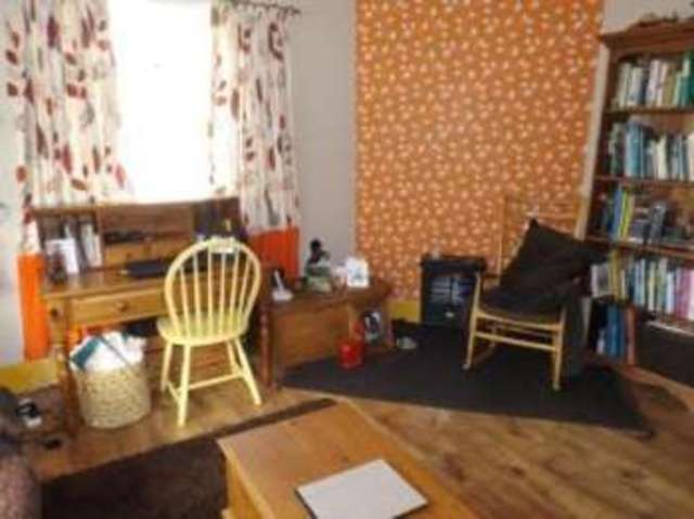  Image of 1 bedroom Flat for sale in Orford Road Felixstowe IP11 at Felixstowe Suffolk Felixstowe, IP11 2DY