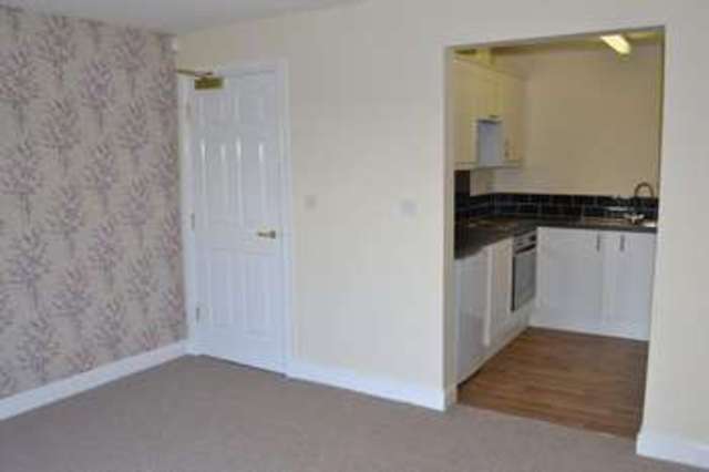  Image of 2 bedroom Flat to rent in Fernwood Mews Gainsborough DN21 at Fernwood Mews  Gainsborough, DN21 1HY