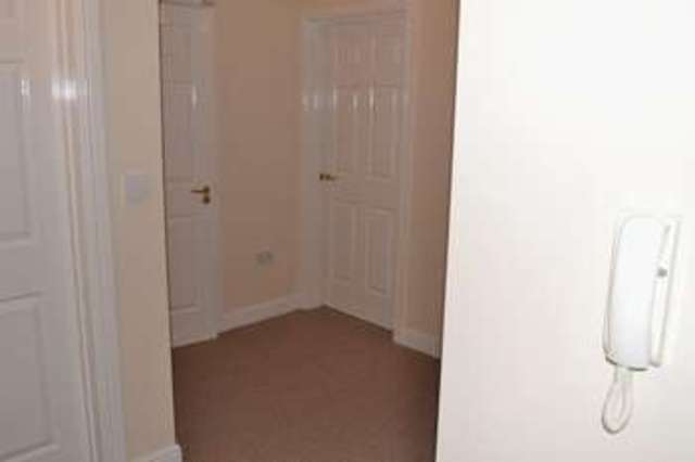  Image of 2 bedroom Flat to rent in Fernwood Mews Gainsborough DN21 at Fernwood Mews  Gainsborough, DN21 1HY
