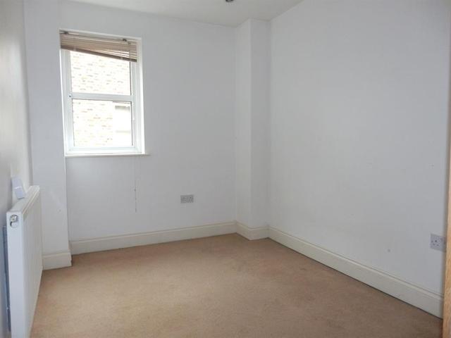  Image of 2 bedroom Flat for sale in High Street Brentford TW8 at Brentford Middlesex Brentford, TW8 0AH