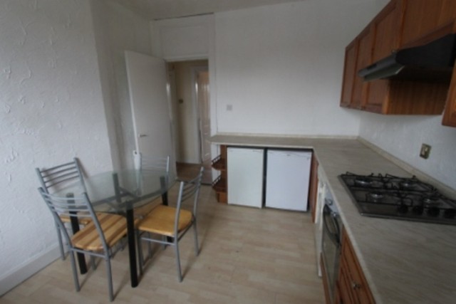  Image of 2 bedroom Flat to rent in Finnart Street Glasgow G40 at Dalmarnock Glasgow Glasgow, G40 4BZ