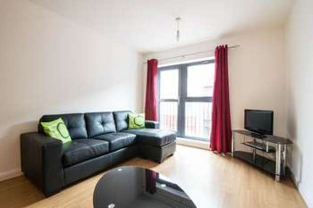  Image of 1 bedroom Flat to rent in Fleet Street Swindon SN1 at Swindon Wiltshire, SN1 1RL