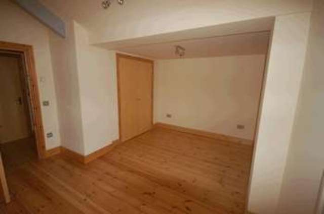  Image of 2 bedroom Property to rent in Church Street Reading RG1 at Folk House Reading Reading, RG1 2SB