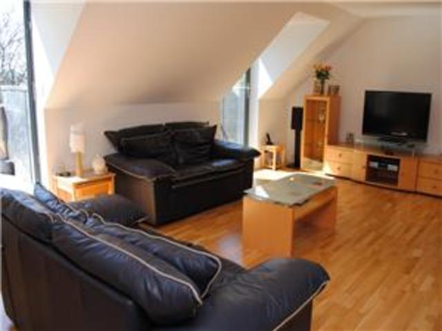  Image of 2 bedroom Flat to rent in Fortrose Street Glasgow G11 at West End Glasgow Glasgow, G11 5LP