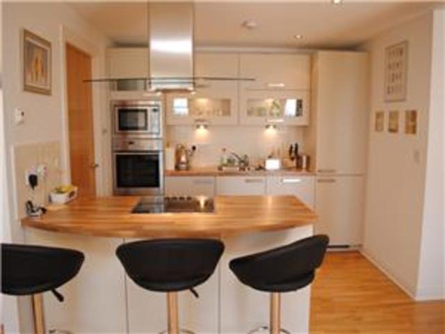  Image of 2 bedroom Flat to rent in Fortrose Street Glasgow G11 at West End Glasgow Glasgow, G11 5LP