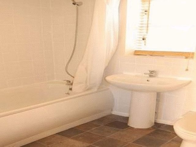  Image of 2 bedroom Flat to rent in Foundry Court Newcastle upon Tyne NE6 at Foundry Court Array Byker, NE6 1UG