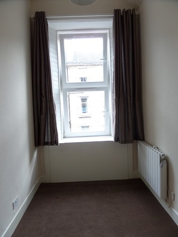  Image of 2 bedroom Flat to rent in Fowler Terrace Edinburgh EH11 at Polwarth Edinburgh Edinburgh, EH11 1DD
