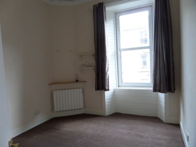  Image of 2 bedroom Flat to rent in Fowler Terrace Edinburgh EH11 at Polwarth Edinburgh Edinburgh, EH11 1DD
