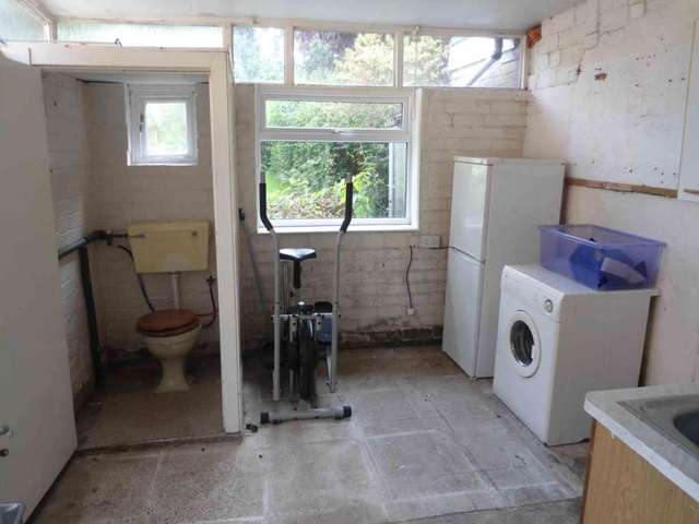  Image of 3 bedroom Semi-Detached house to rent in Frederick Road Stechford Birmingham B33 at Frederick Road Stechford Birmingham, B33 8AD