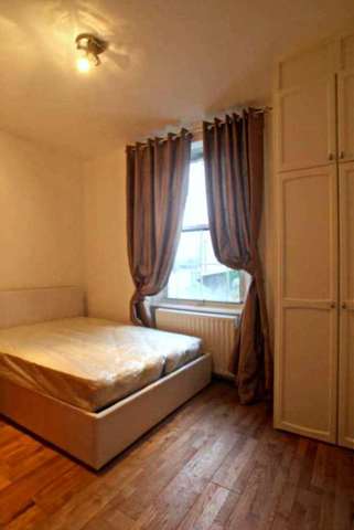  Image of 2 bedroom Flat to rent in Fulham Road London SW6 at Fulham Road Fulham London, SW6 1DU