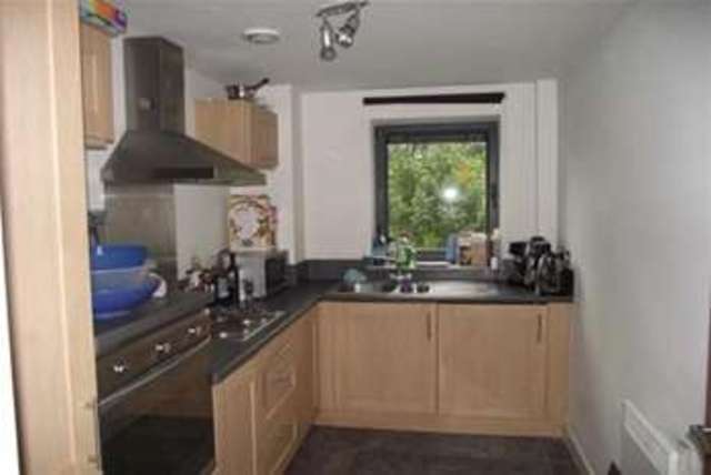  Image of 2 bedroom Flat to rent in Mill Road Gateshead NE8 at Gateshead, NE8 3QZ