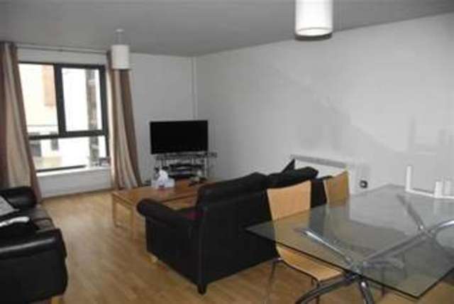  Image of 2 bedroom Flat to rent in Mill Road Gateshead NE8 at Gateshead, NE8 3QZ