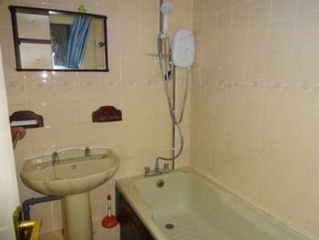  Image of 3 bedroom End of Terrace to rent in Gaunt Road Sheffield S14 at Gleadless Sheffield Norton, S14 1GJ