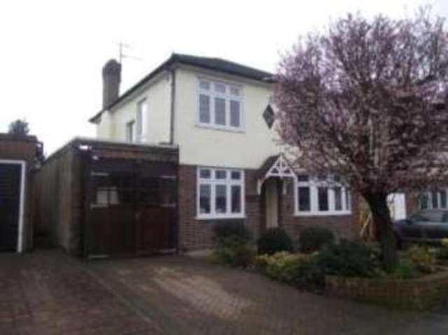  Image of 3 bedroom Detached house for sale in Repton Avenue Gidea Park Romford RM2 at Gidea Park  Gidea Park, RM2 5LT