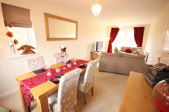  Image of 3 bedroom Detached house for sale in Gilpin Court Hockliffe Leighton Buzzard LU7 at Gilpin Court Hockliffe Leighton Buzzard, LU7 9RX