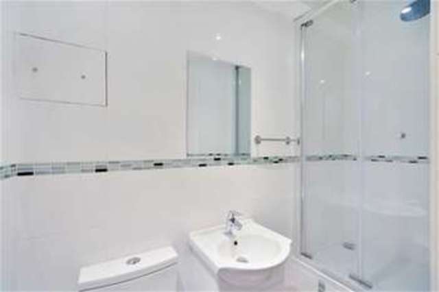  Image of 1 bedroom Flat to rent in Fairfax Road London NW6 at London, NW6 4EP