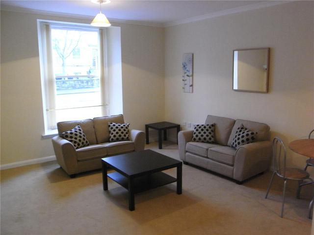  Image of 1 bedroom Flat to rent in Glasgow Road Paisley PA1 at Paisley Renfrewshire Renfrewshire, PA1 3QG