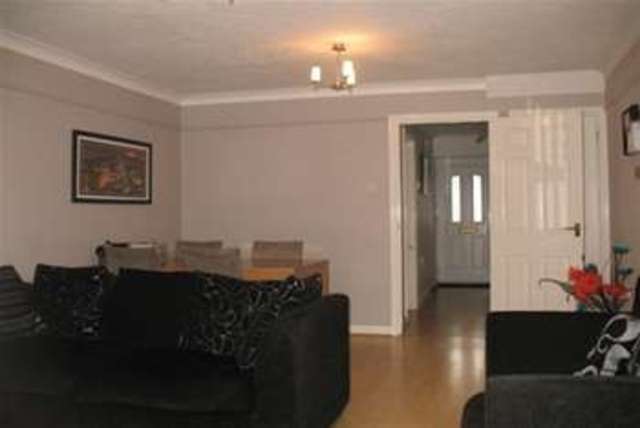  Image of 2 bedroom Detached house to rent in Glen Road Southampton SO19 at Southampton, SO19 9EJ