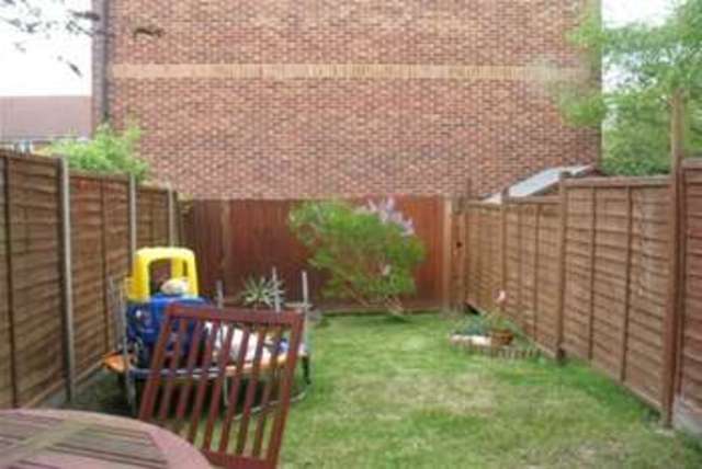  Image of 2 bedroom Detached house to rent in Glen Road Southampton SO19 at Southampton, SO19 9EJ