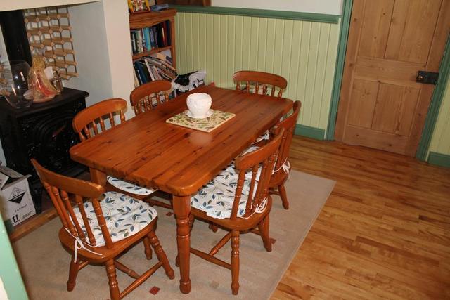  Image of 6 bedroom Detached house for sale in Glendinning Avenue Weymouth DT4 at Weymouth, DT4 7QF