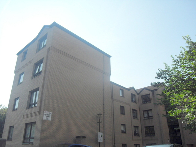  Image of 2 bedroom Flat to rent in Glenfarg Street Glasgow G20 at St Georges Cross Glasgow Glasgow, G20 7QE