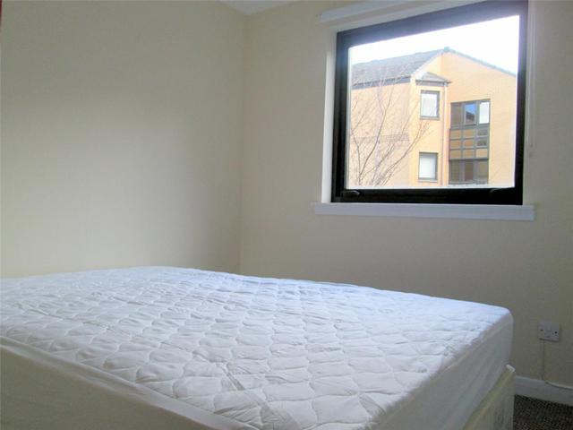  Image of 2 bedroom Flat to rent in Glenfarg Street Glasgow G20 at St Georges Cross Glasgow Glasgow, G20 7QE