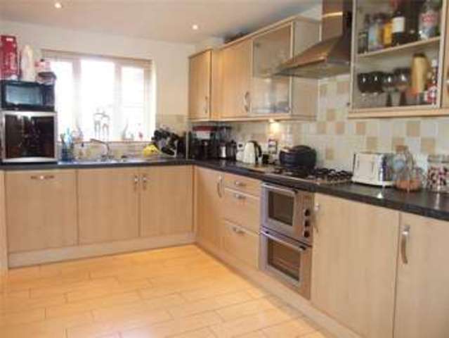  Image of 3 bedroom Town House for sale in Gloucester Avenue Shinfield Reading RG2 at Shinfield Reading Arborfield Garrison, RG2 9GA