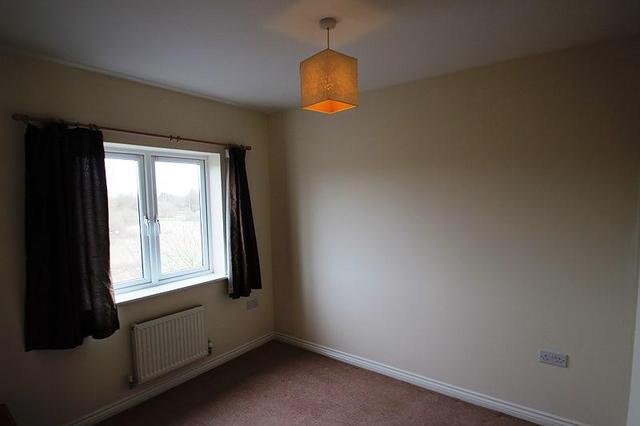  Image of 4 bedroom Detached house to rent in Graham Road Cambridge CB4 at Cambridge, CB4 2WP
