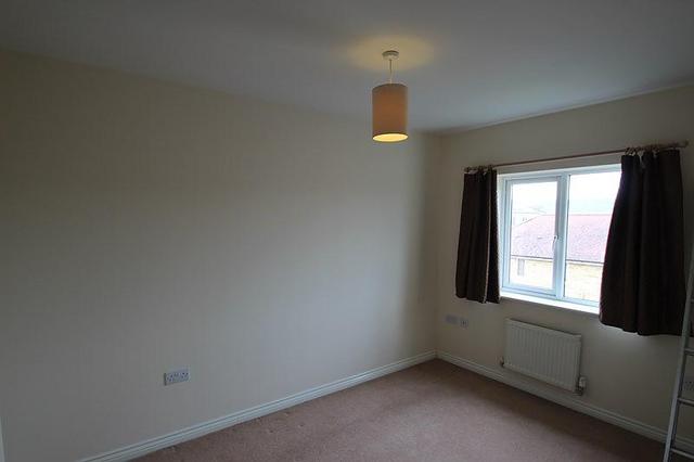  Image of 4 bedroom Detached house to rent in Graham Road Cambridge CB4 at Cambridge, CB4 2WP