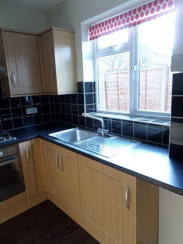  Image of 3 bedroom Semi-Detached house to rent in Grantham Road Southampton SO19 at Bitterne  Southampton, SO19 4DW