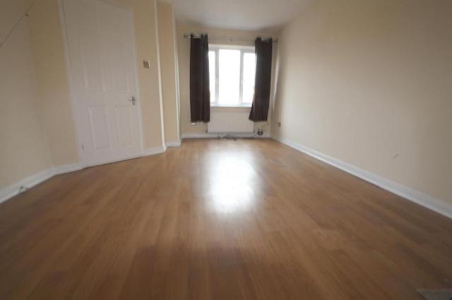  Image of 2 bedroom Detached house to rent in Graveney Road Maidenbower Crawley RH10 at Maidenbower  Crawley, RH10 7UQ